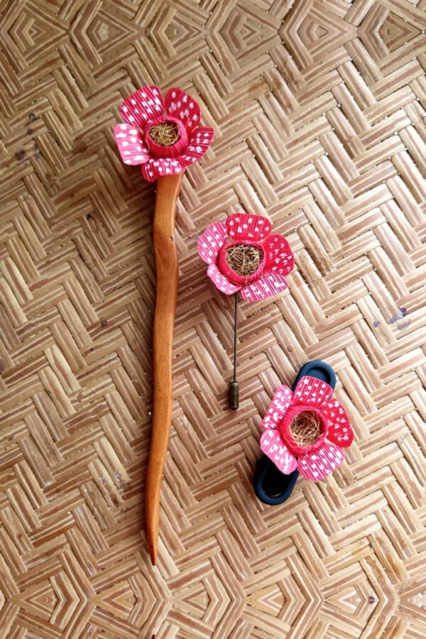 Rafflesia Trinkets