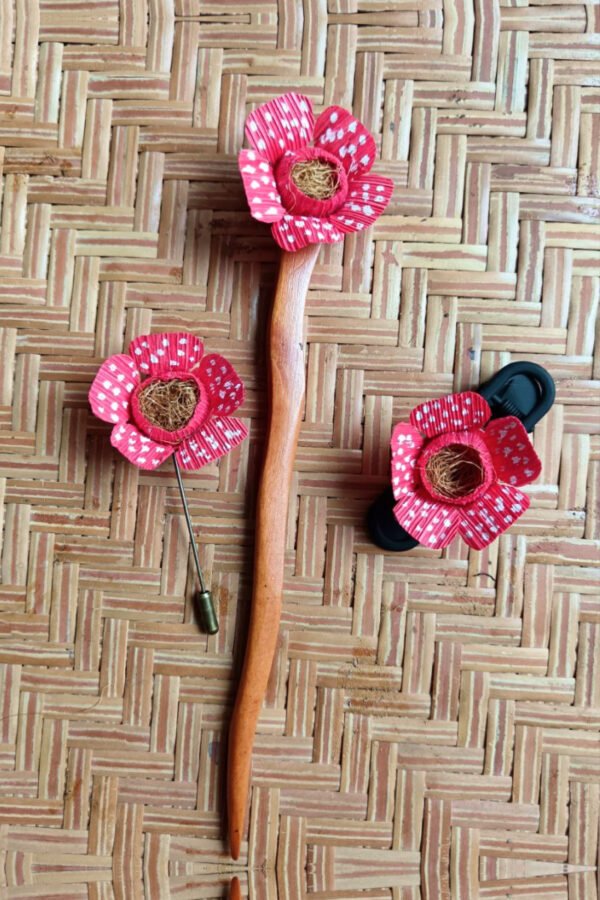 Rafflesia Trinkets - Image 2